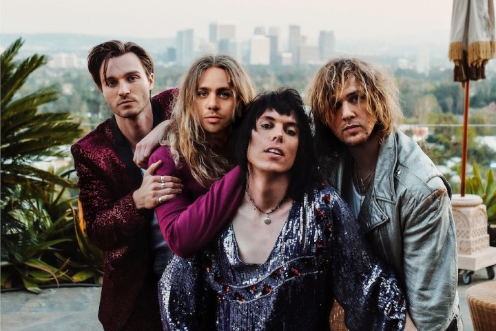 THE STRUTS