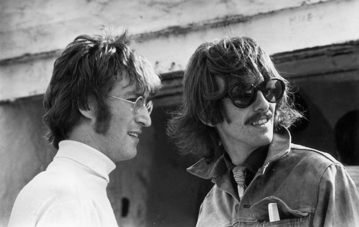 John LennonとGeorge Harrison