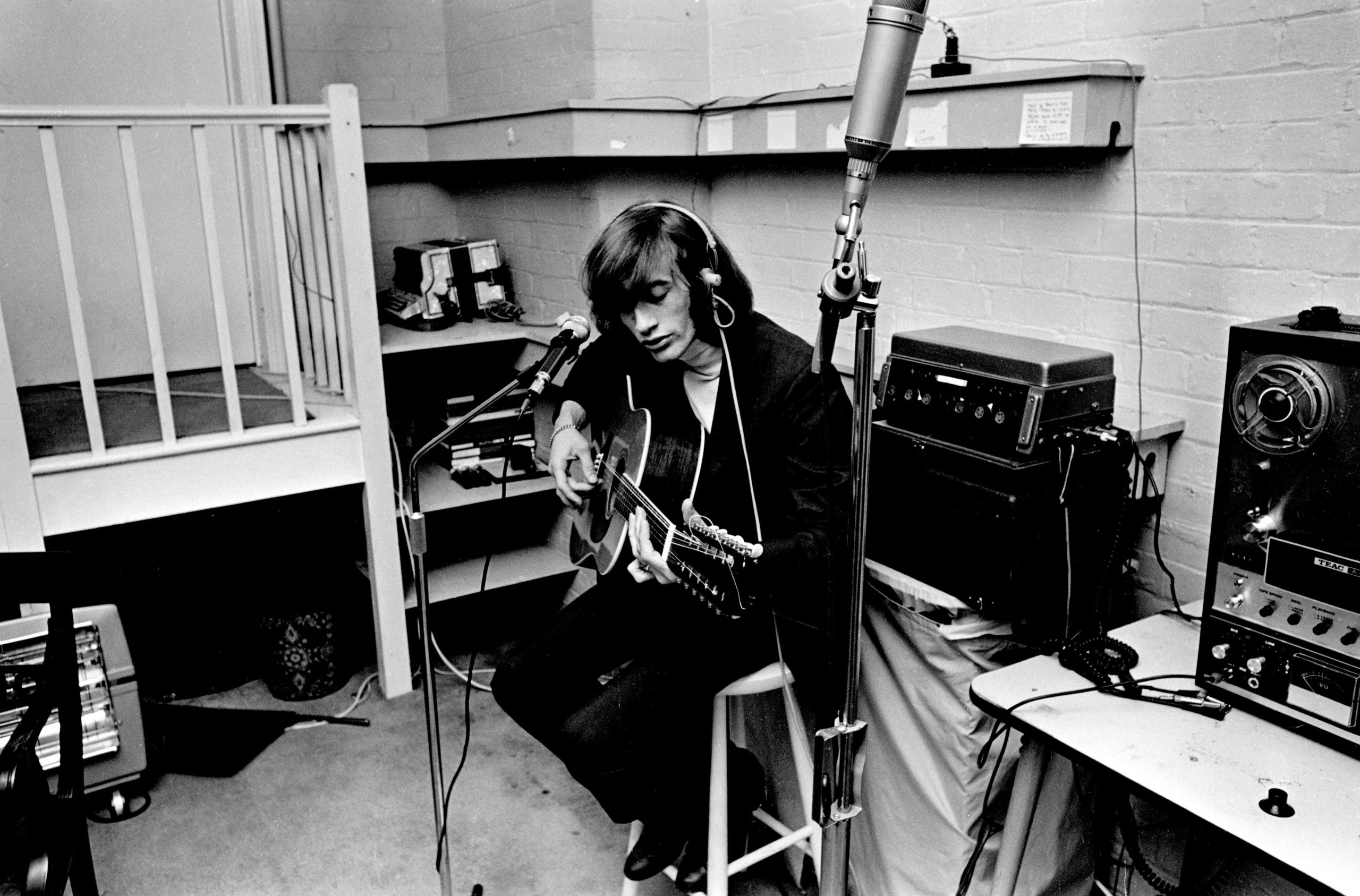 ビー ジーズ 栄光の軌跡 ロビン ギブの魅力に迫るインタビュー映像 推薦コメント到着 Lmusic 音楽ニュース