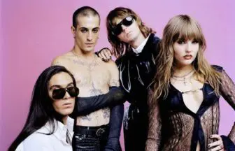 Måneskin、最新作『Teatro d'ira Vol. I』の日本盤CDがリリースされる