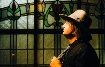 未使用品 Peter Doherty Tシャツ サイズM ピート・ドハーティ 2025年