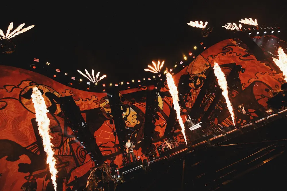 Official髭男dism、初のスタジアムライブ『OFFICIAL HIGE DANDISM LIVE