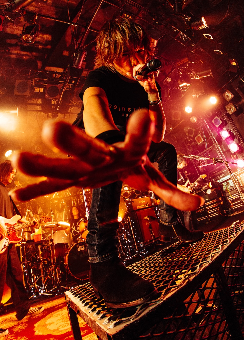 INORAN（LUNA SEA）が再録アルバム『ニライカナイ-Rerecorded-』を携え